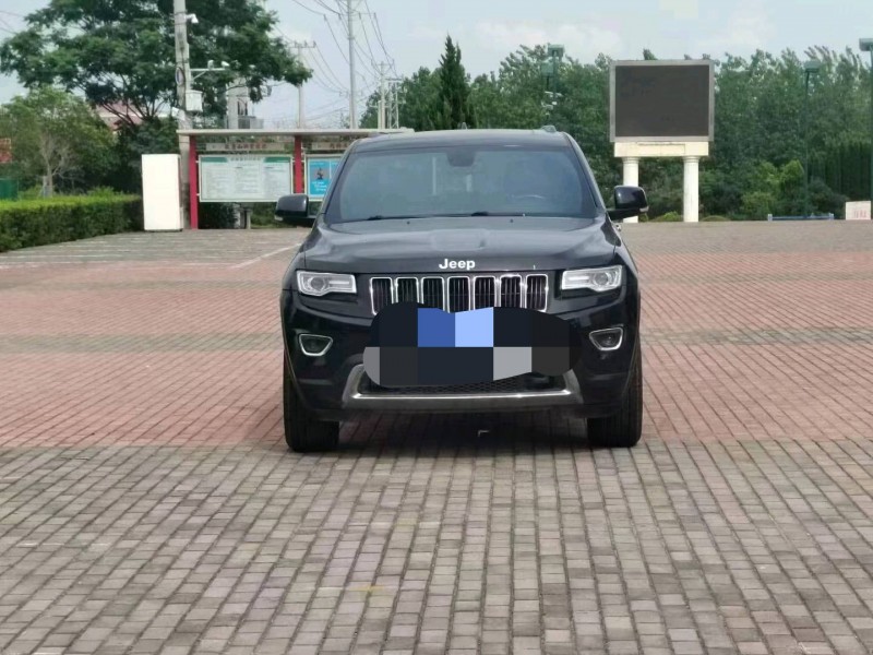 东营16年Jeep大切诺基1