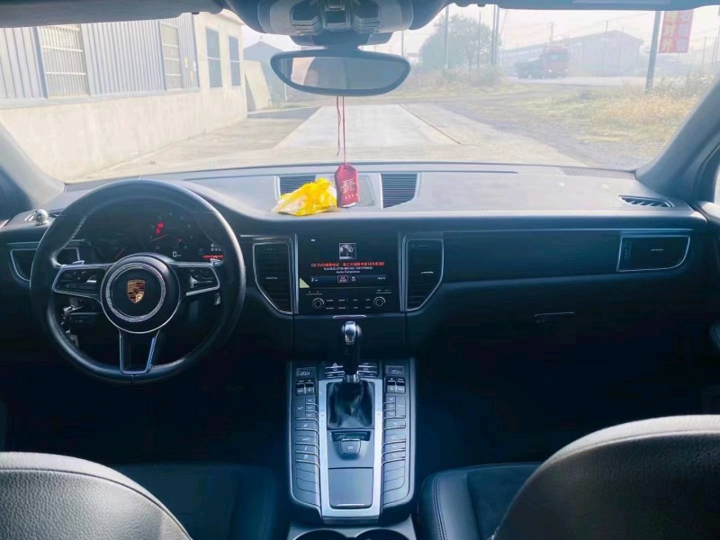 宜昌17年保時捷Macan9