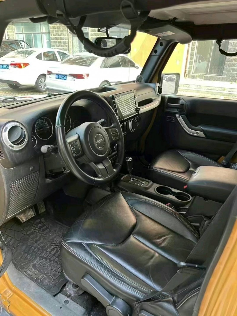 邢台14年Jeep牧马人6