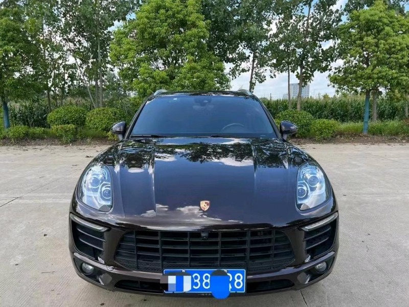 盐城17年保时捷Macan1