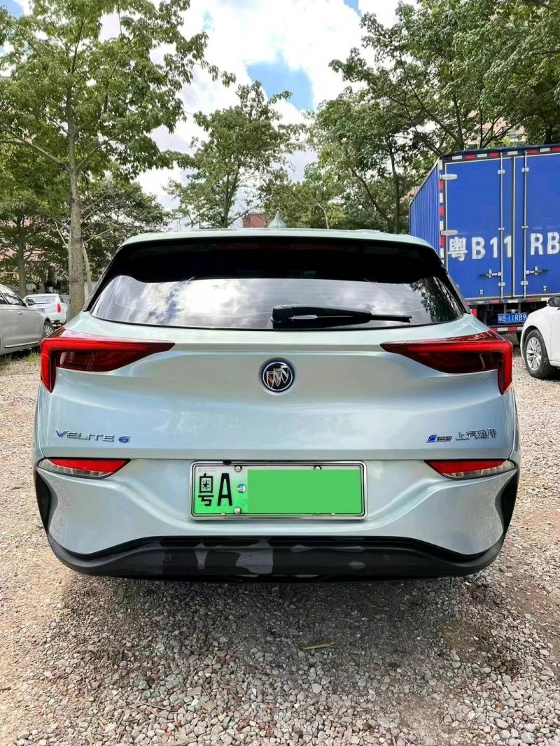 广州22年别克微蓝1