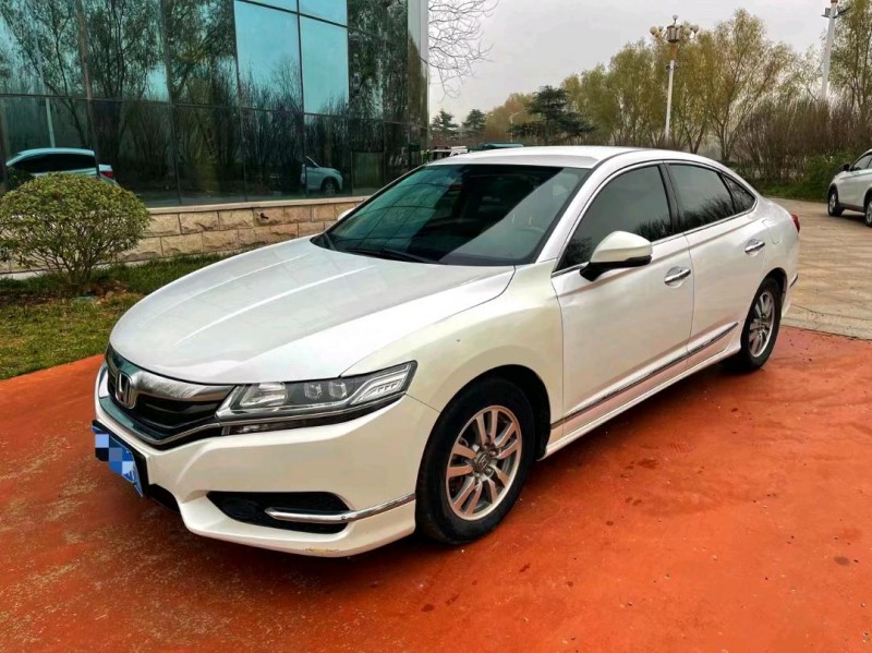 枣庄16年本田思铂睿3