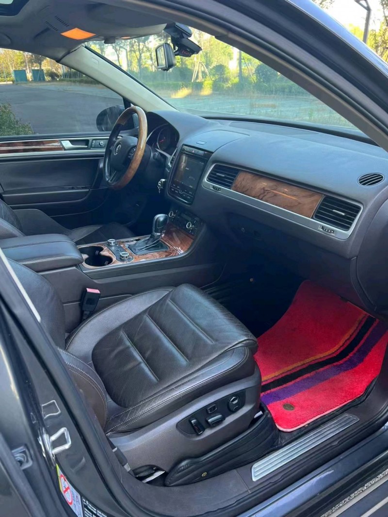 徐州11年大众途锐5