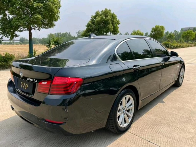 盐城16年宝马5系4