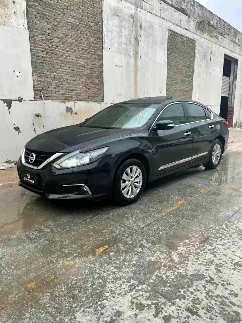 邯郸17年日产天籁2