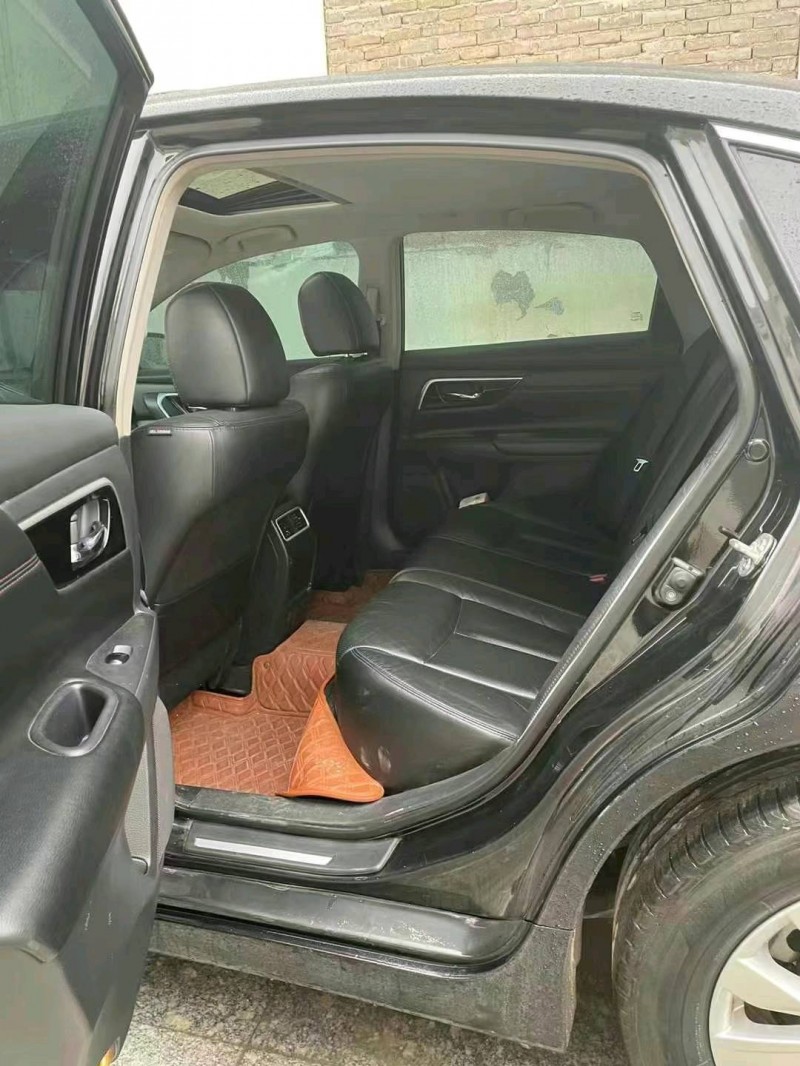 邯郸17年日产天籁5