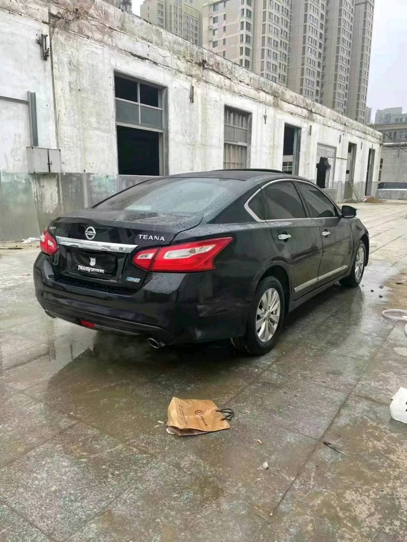 邯郸17年日产天籁7