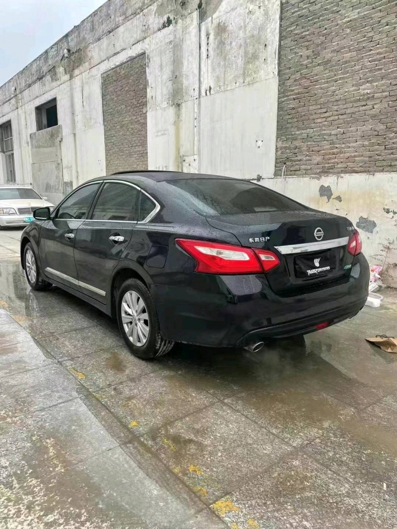 邯郸17年日产天籁8