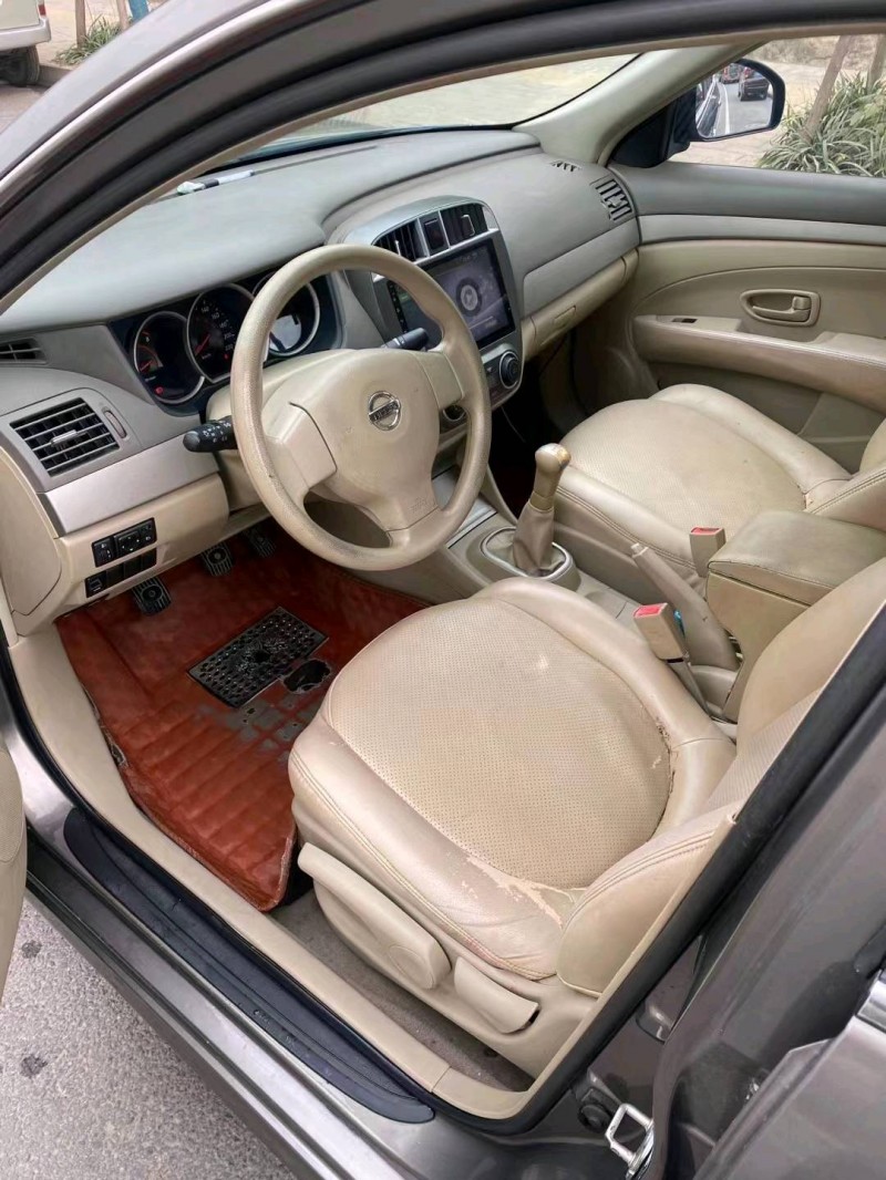 苏州17年日产轩逸7