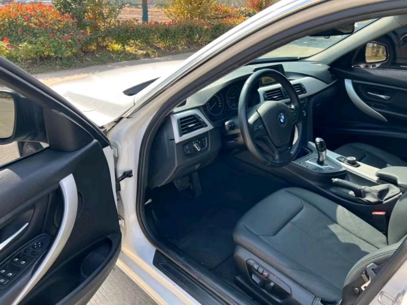 盐城15年宝马3系8