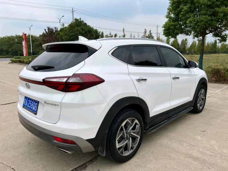 盐城19年现代途胜5