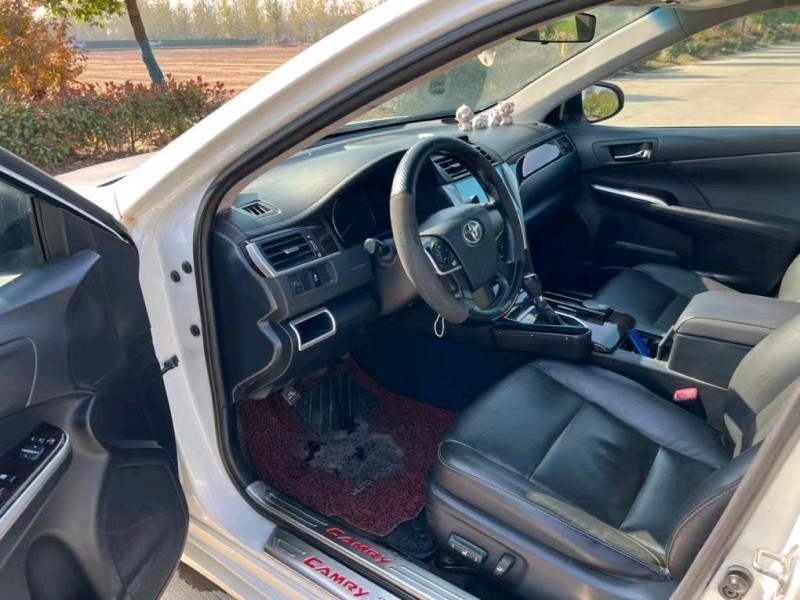 盐城17年丰田凯美瑞6