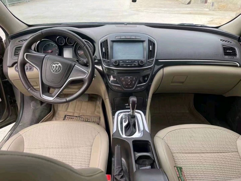 北京14年别克君威4