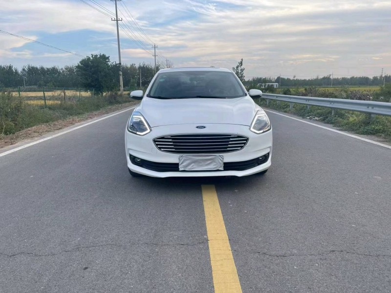 徐州19年福特福睿斯9