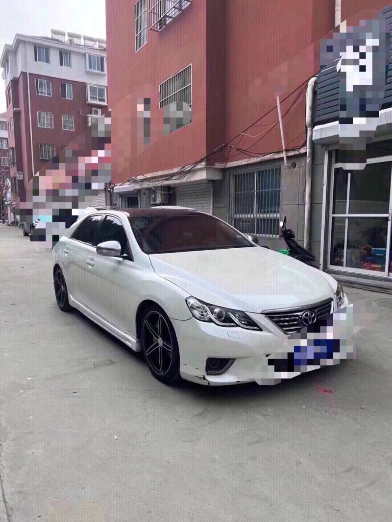 北京11年丰田锐志6