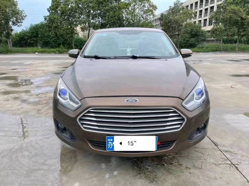 徐州18年福特福睿斯9