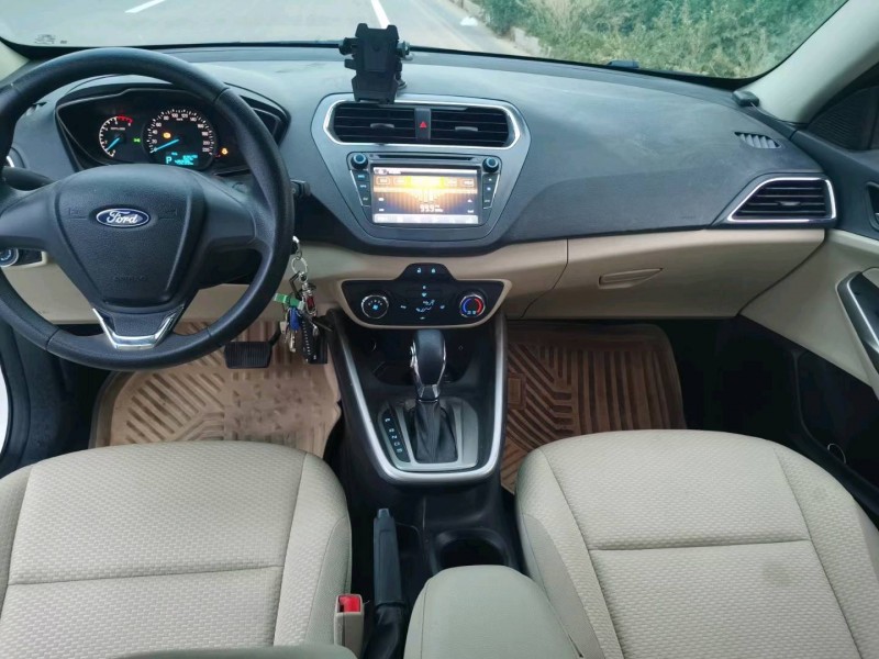 邢台18年福特福睿斯6