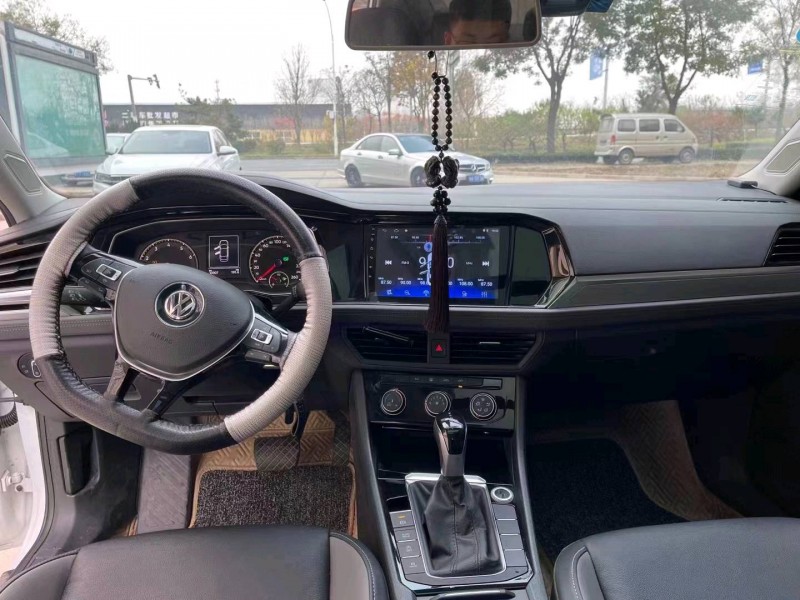 邯郸19年大众速腾7