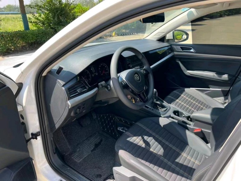 盐城20年大众朗逸6