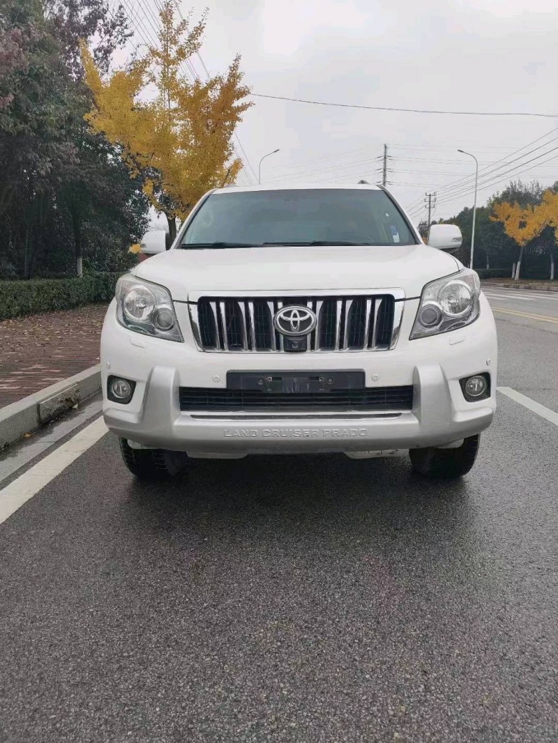 徐州12年丰田普拉多9