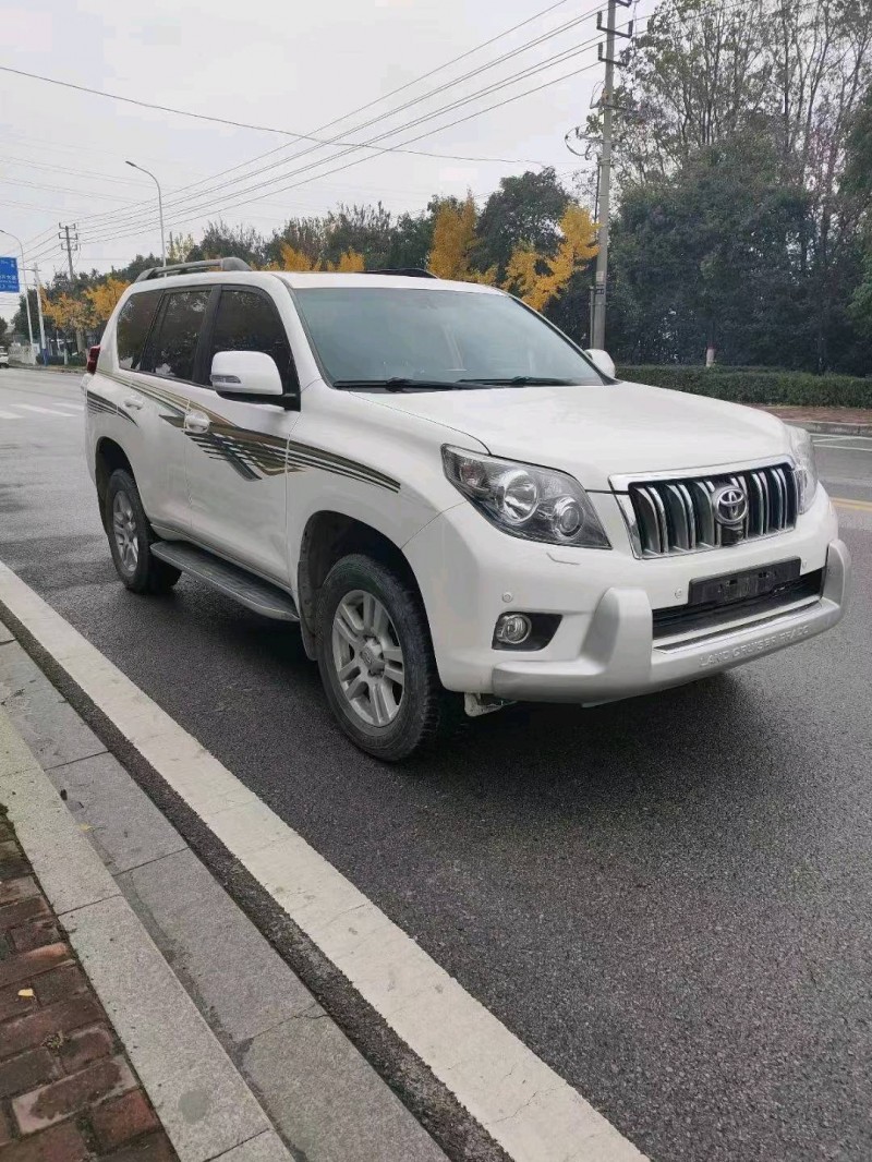 徐州12年丰田普拉多8