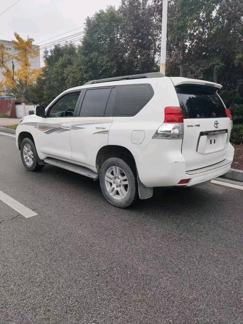 徐州12年丰田普拉多2
