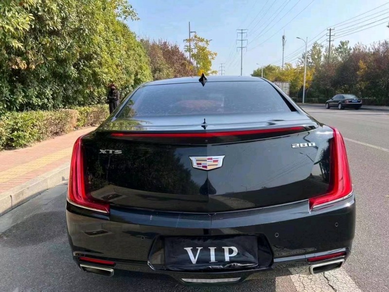 徐州18年凯迪拉克XTS9