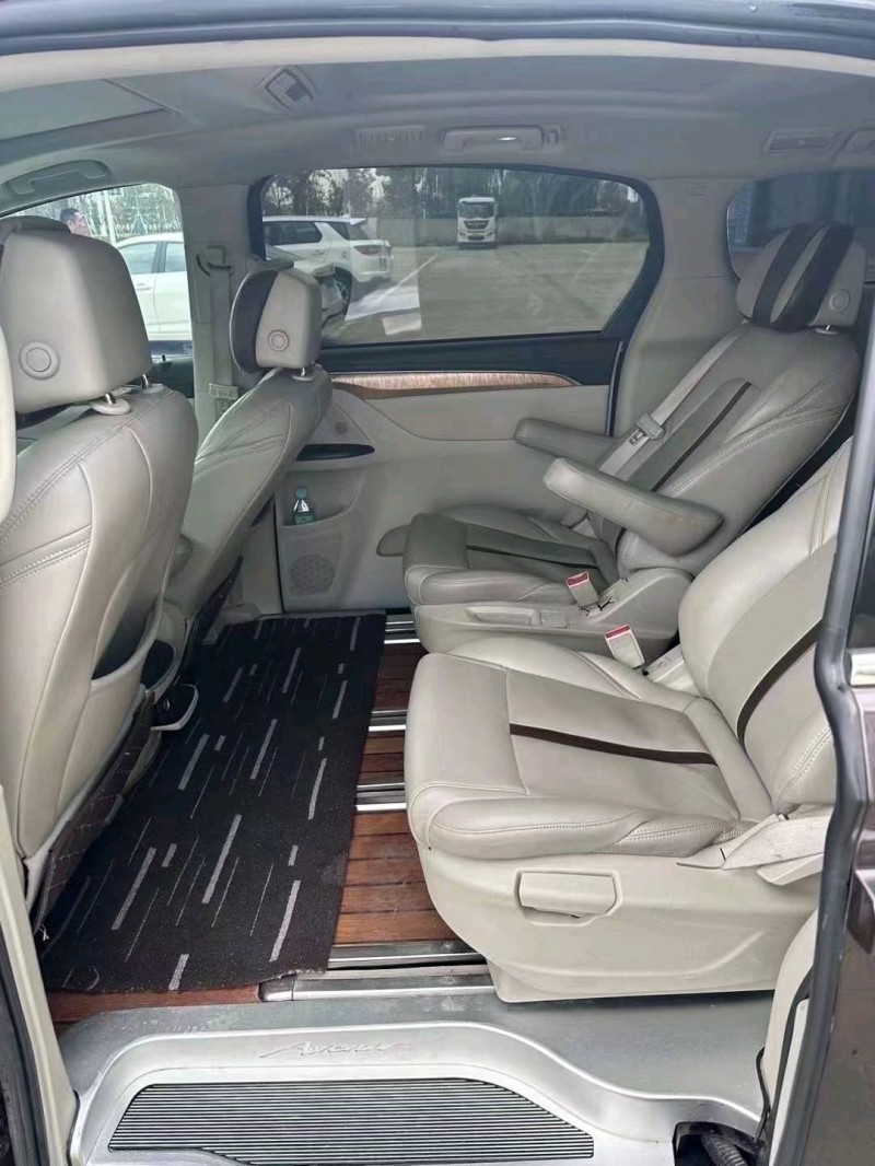 徐州17年别克GL84