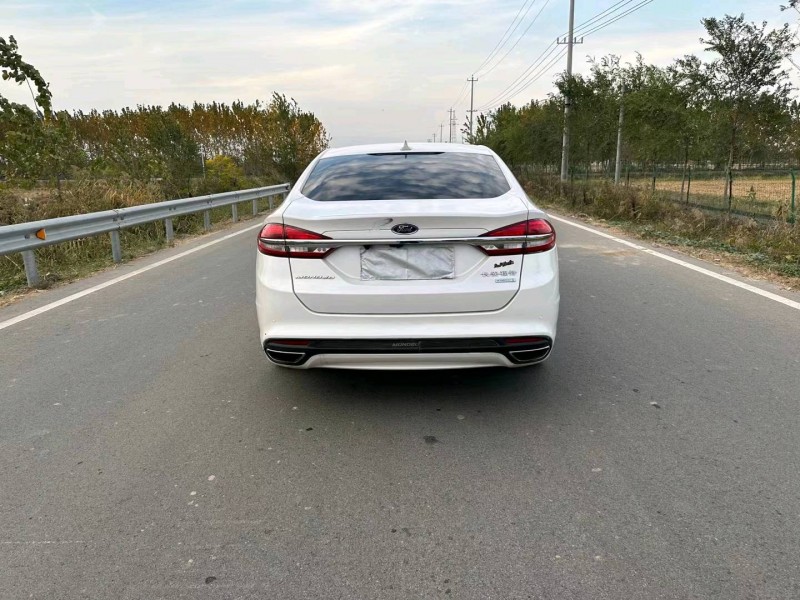 徐州17年福特蒙迪欧1