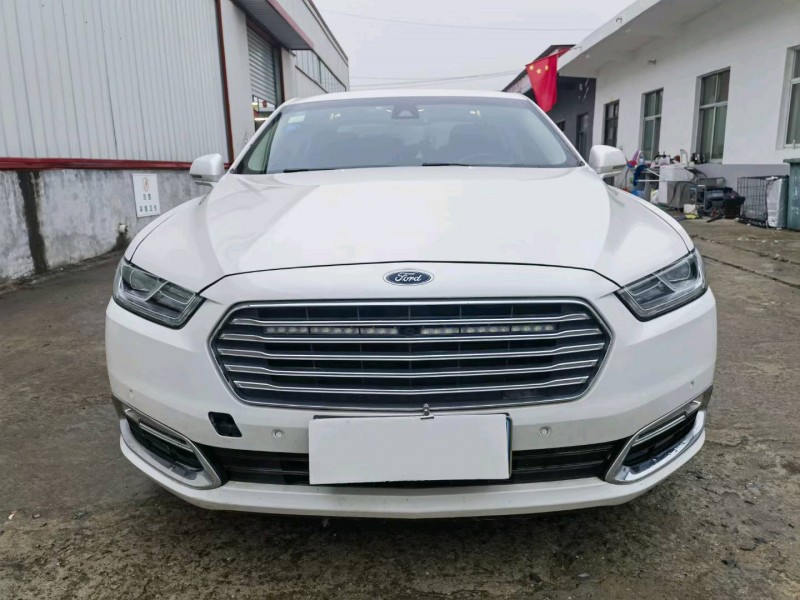 徐州18年福特金牛座1