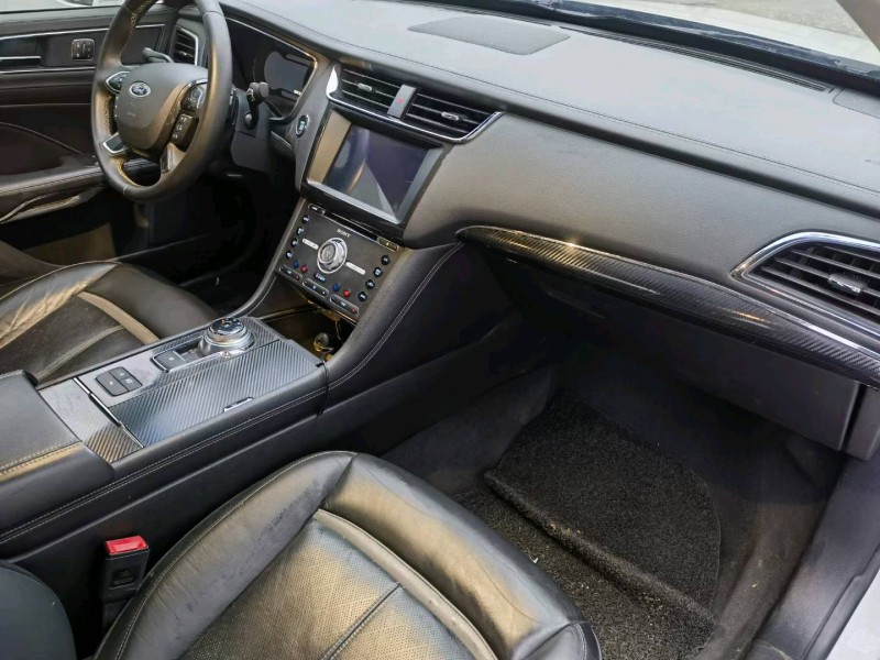 徐州18年福特金牛座3