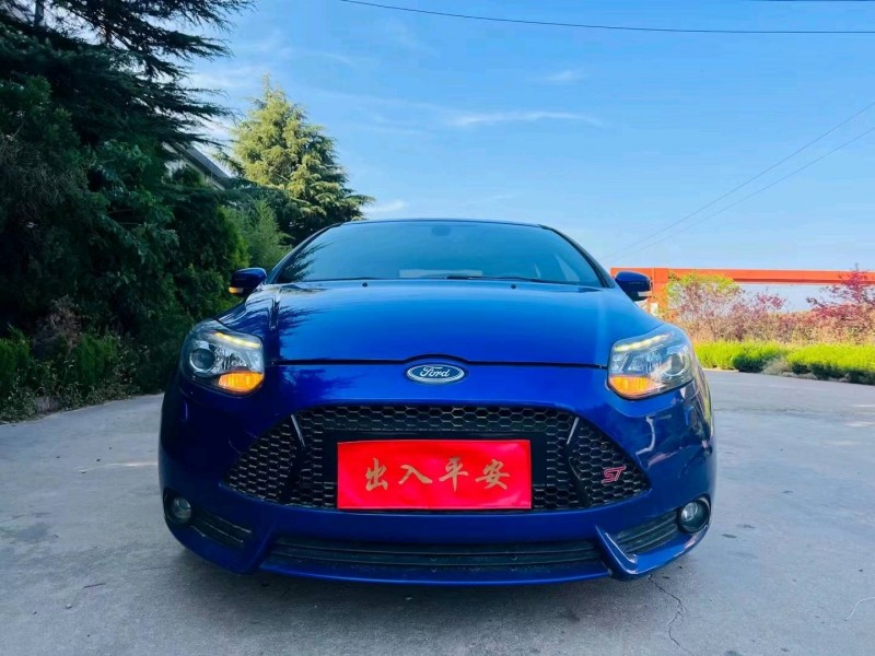 烟台15年福特福克斯1
