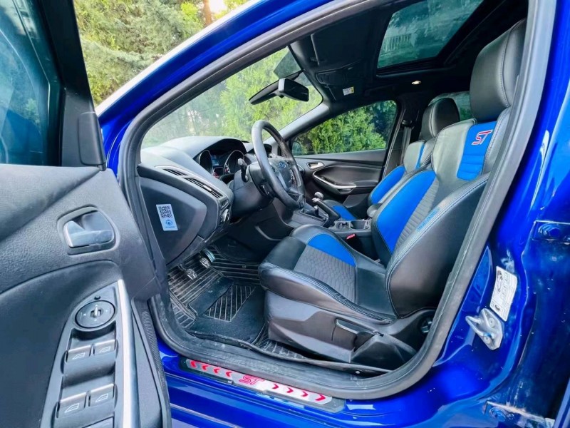 烟台15年福特福克斯6