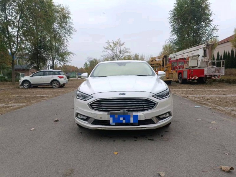 东营17年福特蒙迪欧1