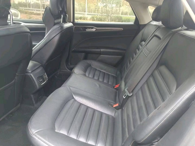 东营17年福特蒙迪欧7