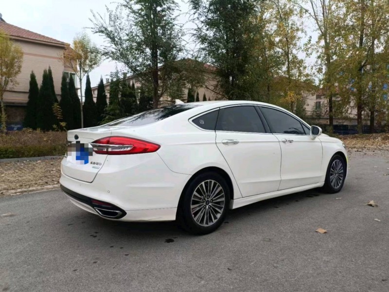 东营17年福特蒙迪欧8