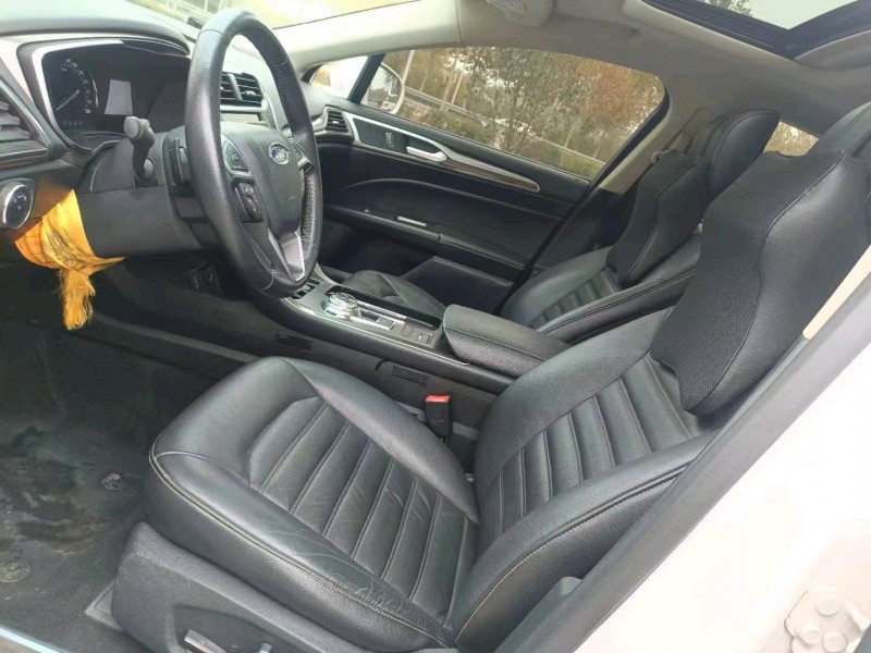 东营17年福特蒙迪欧9