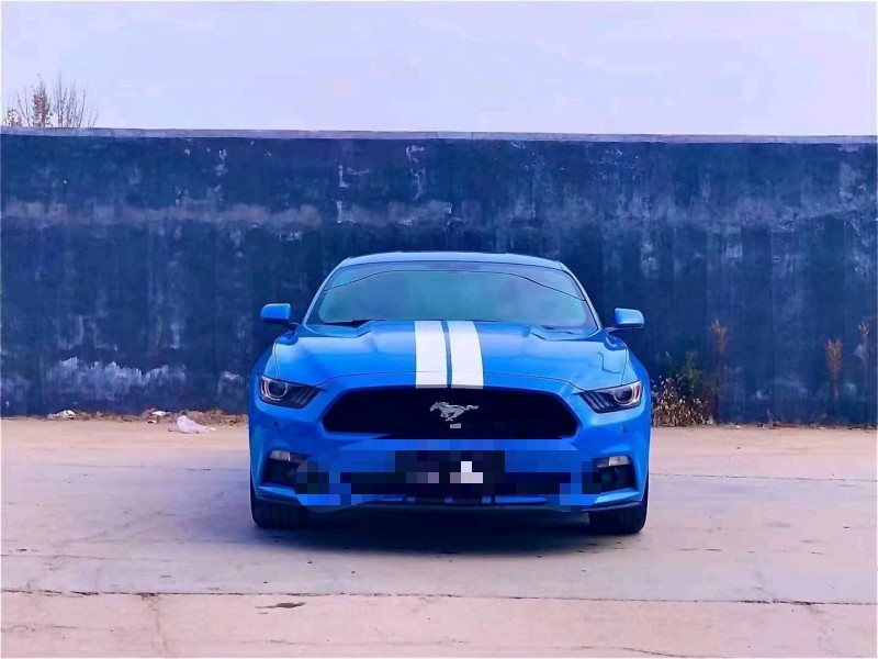 青岛17年福特野马1