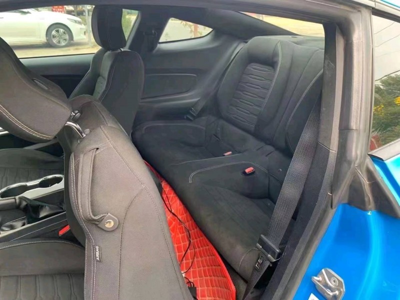 青岛17年福特野马7