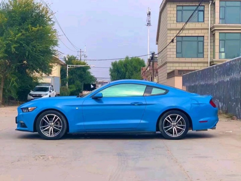 青岛17年福特野马8