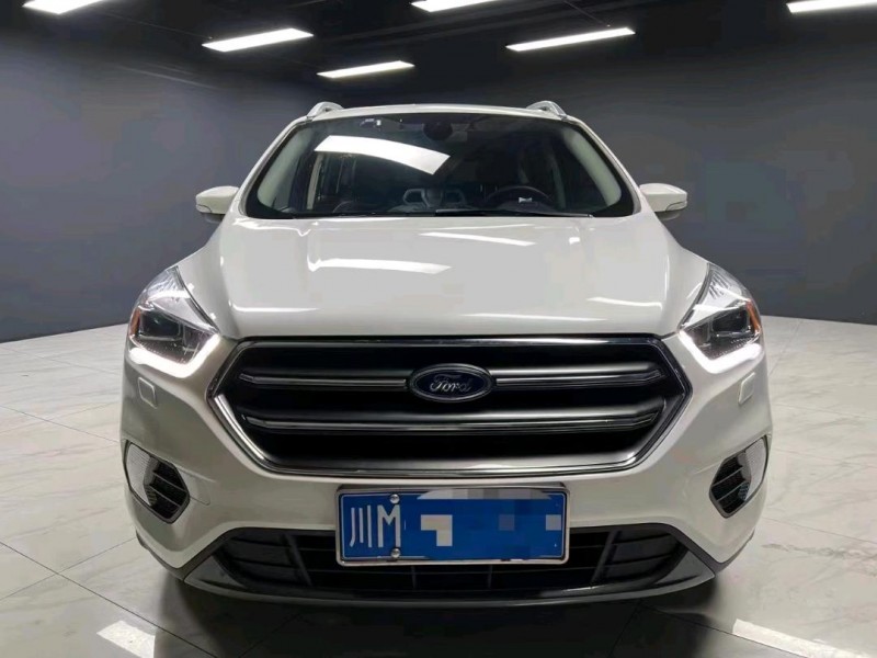 成都21年福特翼虎1