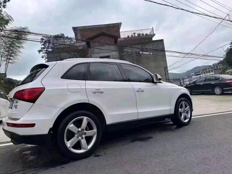 嘉兴17年奥迪Q54