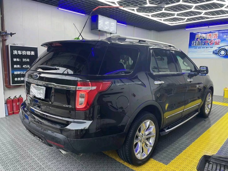 石家庄13年福特探险者7