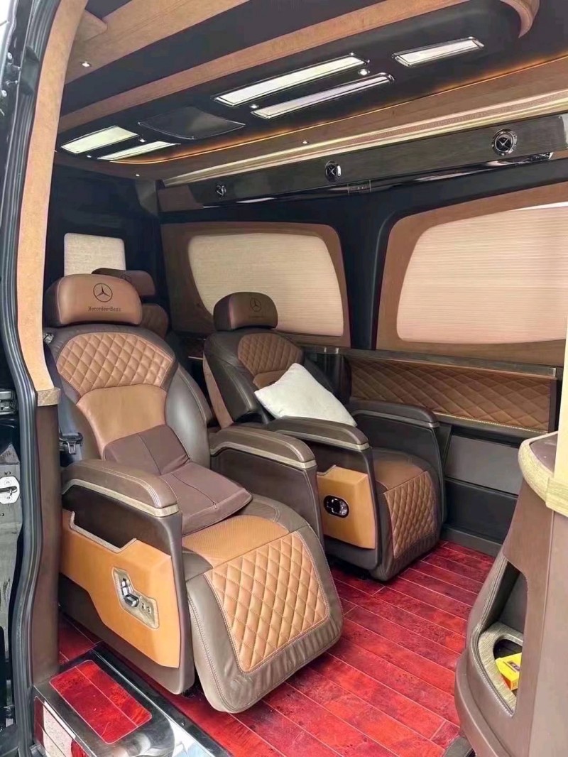 徐州18年奔驰斯宾特5