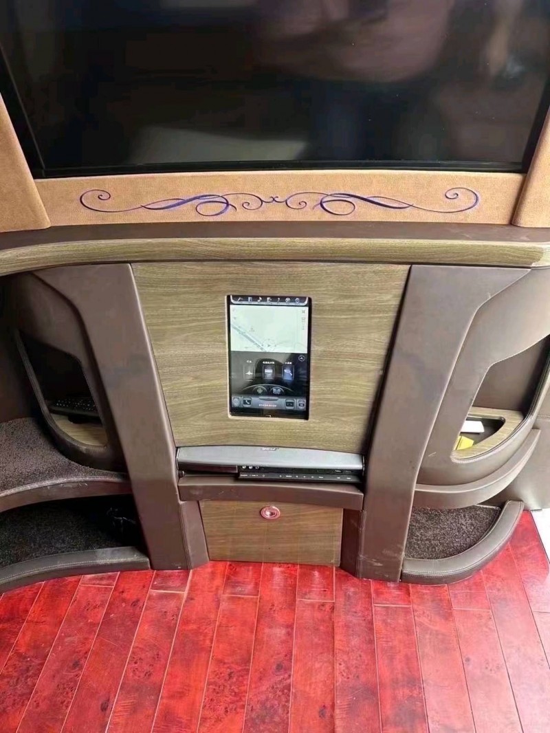 徐州18年奔驰斯宾特7