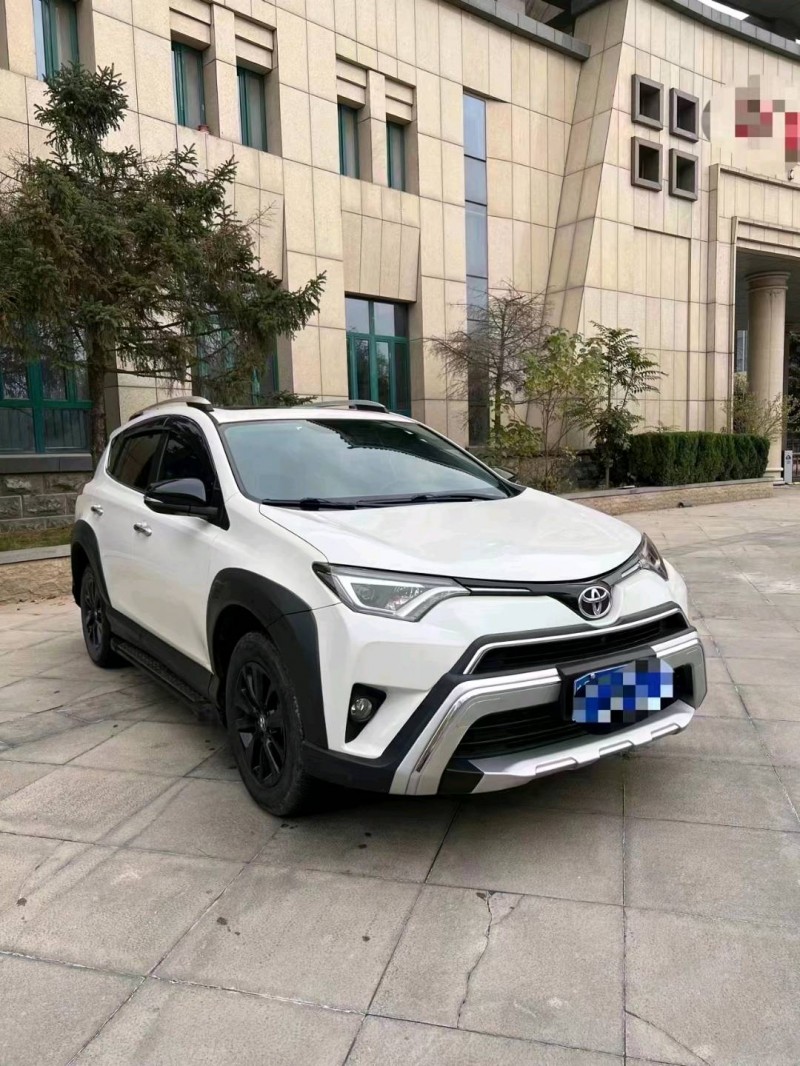 济南19年丰田RAV4荣放2
