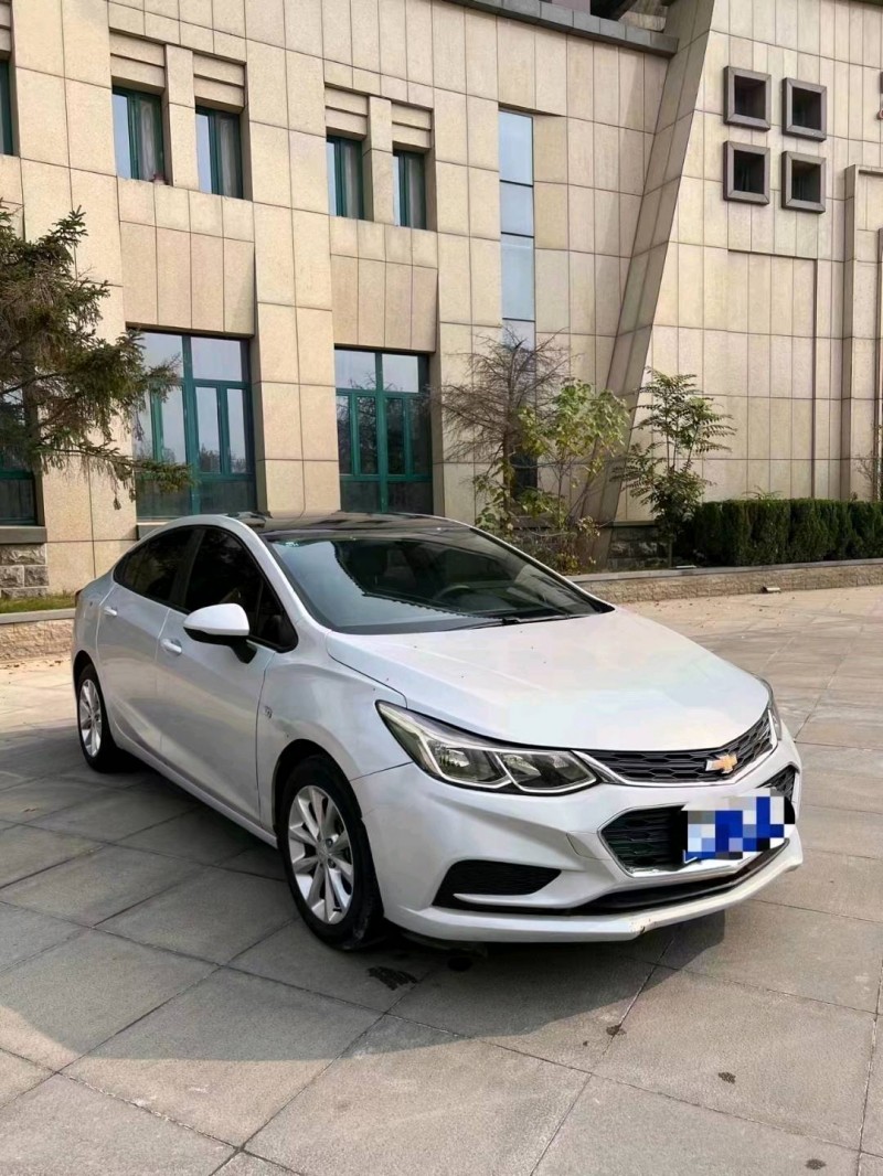 济南17年雪佛兰科鲁兹2