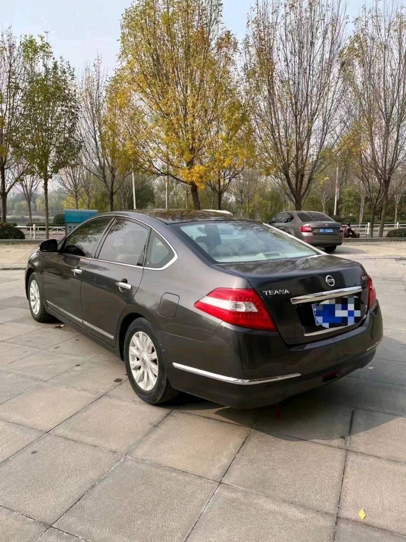 济南09年日产天籁5