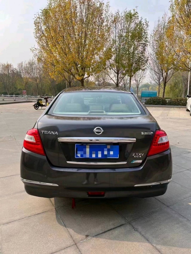 济南09年日产天籁6