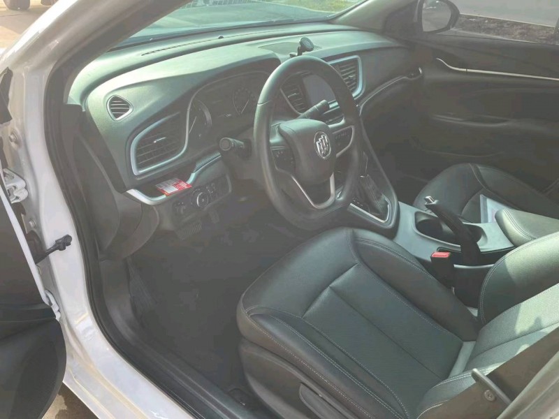 石家庄22年别克英朗5